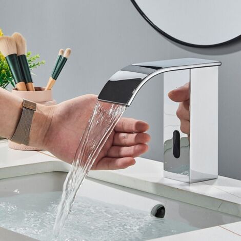 Automatischer, berührungsloser Badezimmerhahn, batteriebetriebener Waschbeckenhahn aus Messing, der durch berührungslose Bewegung mit Steuereinheit aktiviert wird (silber) (1/5)