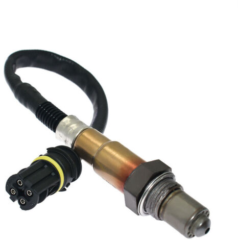 11787539125 Le capteur de rapport air/carburant fournit un signal de sortie précis et stable. Le témoin de dysfonctionnement du moteur s'allume. (1/4)