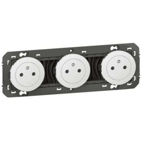Triple prise de courant 2P+T Surface dooxie 16A précâblées finition blanc - LEGRAND