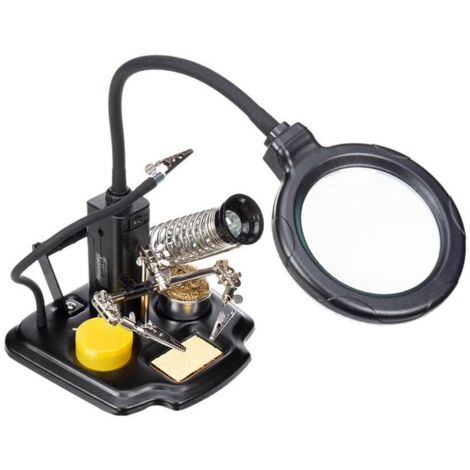 TROISIÈME MAIN AVEC LOUPE ET OUTILS DE SOUDAGE (1/4)