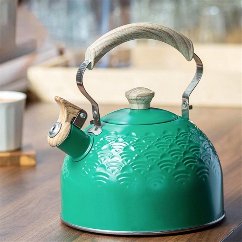 Bouilloire sifflante en acier inoxydable de 2,5 L avec poignée en grain de bois, théière pour plaques à gaz, induction, cuisinière et plaques électriques (beige
