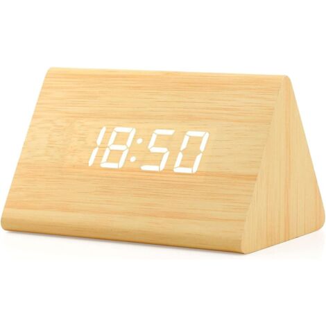 Réveil numérique, réveil en bois, horloge de bureau numérique triangulaire moderne en bois, affiche l'heure, la date, la température et le calendrier.