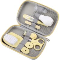 8 Pcs Trousse de Soin Pour Bébé Kit De Toilettage Pour Nouveau-Né Accessoires De Soins Pour Bébé Ciseaux Coupe-Ongles Peigne Brosse Soins de la des enfants Sûrs pour Nouveau-né, Fille et Garçon(Jaune)