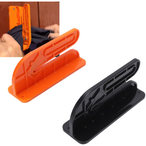 Coupe-chiffons mural, outil de coupe rapide et sécuritaire pour les vieux draps, t-shirts, serviettes, peaux de mouton et couvertures. Orange et noir. (1/5)