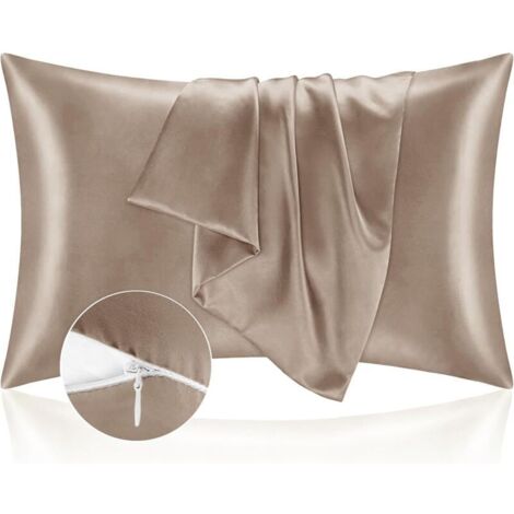 Taie Oreiller 51x75 en Satin, Housse D'oreiller Satinées Protège Peau et Cheveux - Ultra Douce et Hypoallergénique - Lot de 2 Housse Coussin avec Fermeture Éclair Café (1/4)