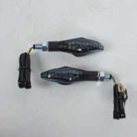 paar led-frontblinker mit rauchfarbigem nachtlicht chaft für