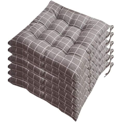 – Lot de 6 galettes de chaise 40x40 cm – Remplissage polyester 100% – Couverture 50% polyester, 50% coton – Lavable à 30°C (1/5)
