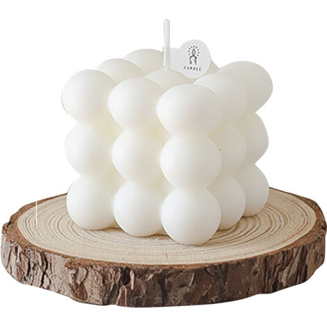 Bougie Parfumée Cube Décorative Blanche - Notes de Poire Anglaise et Freesia, Longue Durée, Parfaite pour Décoration d'Intérieur et Accessoires Photo (1/5)