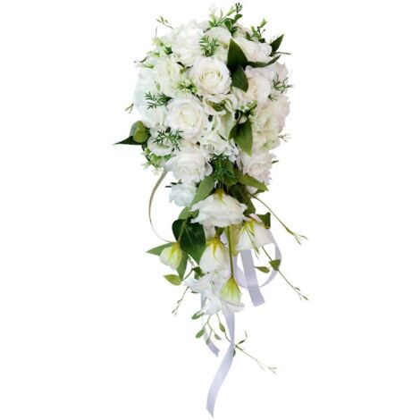 Bouquet de mariée rose romantique cascade tenant les fleurs de la mariée