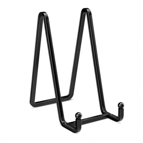 Trois présentoirs métalliques sont parfaits pour exposer des tableaux, des assiettes décoratives, des livres, des photos, etc. (1/5)