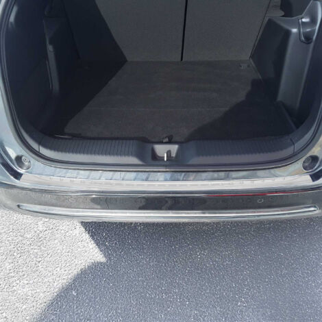 Protection Seuil de Pare-Chocs Arriére Compatible avec Honda HR-V 2021-2025 en inox Argent Brossé (1/5)