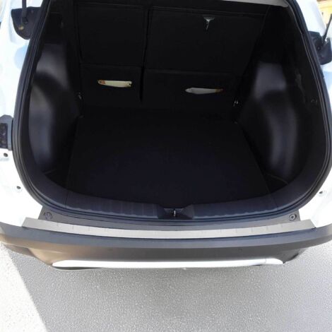 Protection Seuil de Pare-Chocs Arriére Compatible avec Toyota Corolla Cross 2020-2025 en inox Argent Brossé (1/5)