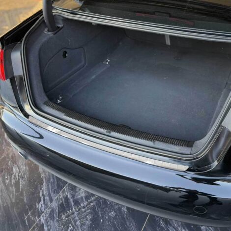 Protection Seuil de Pare-Chocs arrière - Compatible avec Audi A6 C7 2011-2018 - Couverture de Seuil de Coffre - Bande Seuil de Chargement - Style élégant - en Acier INOX Chromé (1/5)