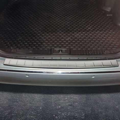Protection Seuil de Pare-Chocs Arriére Compatible avec Mercedes W211 2003-2008 Acier (1/5)