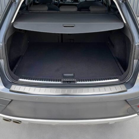 Protection Seuil de Pare-Chocs Arriére Compatible avec Seat Leon Break 2014-2020 INOX (1/5)