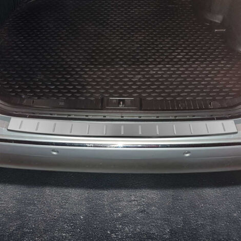Protection Seuil de Pare-Chocs Arriére Compatible avec Mercedes Classe E W211 2003-2008 (1/5)