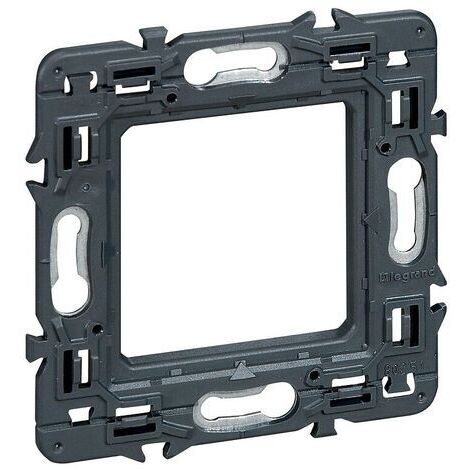 Legrand – Support à vis encastré 1 poste – Fixation avec vis – Métal et plastique – Compatible Céliane, Mosaic, Soliroc – Dimensions 74x74x7.2mm