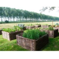 Potager sur pied en noisetier 100% naturel – Dimensions 150 x 150 x 60 cm – Installation rapide avec visserie incluse – Pour cultures bio