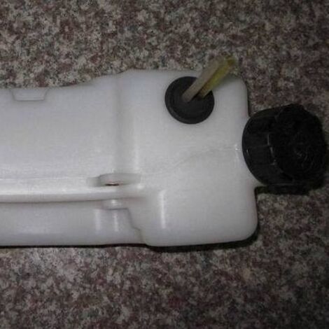 Réservoir de carburant TL43/TL52 TL43/TL50/TL52 KF01058BA Réservoir de carburant 1E40F-5, réservoir de carburant en plastique pour moteurs Mitsubishi TL43/TL52. (1/5)