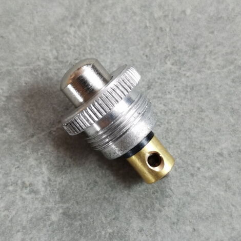Le coupe-circuit d'allumage (WM80 BS600 BH23 2007007) est un coupe-circuit d'allumage à bouton-poussoir qui coupe le circuit d'allumage pour des raisons de sécurité. (1/2)