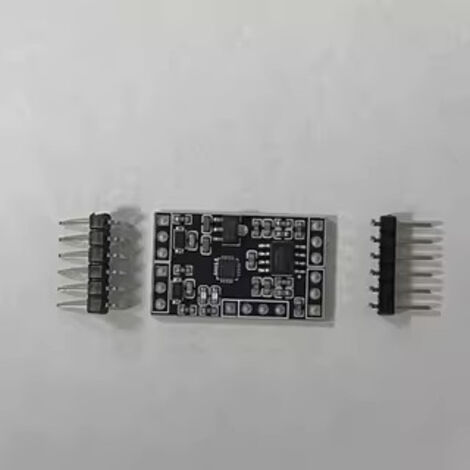 Le récepteur du modèle réduit d'avion génère un signal PWM, qui est ensuite converti en un signal de tension analogique de 0 à 5 V via un module de tension stable haute vitesse à deux canaux. (1/2)