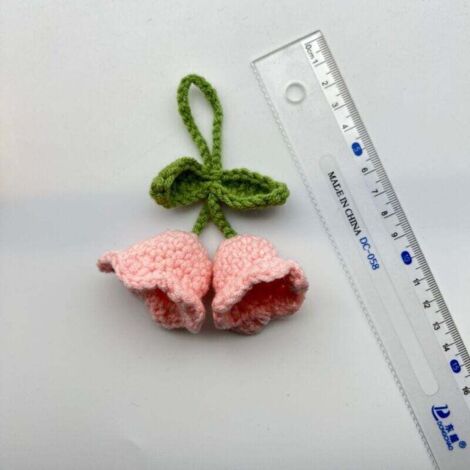 1 porte-clés tricoté à la main en forme de fleur pour femme, crochet floral rose, style court (1/4)