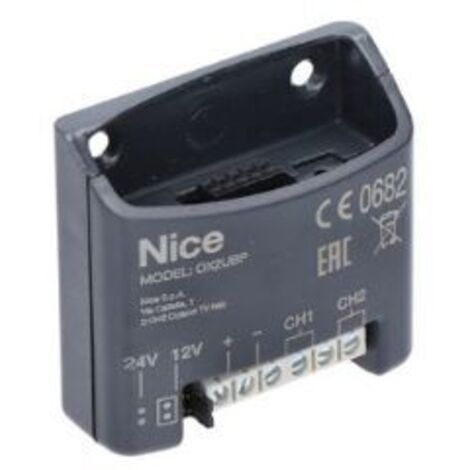 Nice – Interface radio 2 sorties relais OX2UBP – Compatible récepteurs OXI – Connecteurs SM – Ouverture/fermeture simple et fiable