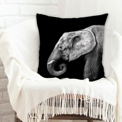 Housse de coussin carrée standard 45x45cm doux et respirant pour chambre à coucher salon décoration de la saint-valentin (1/5)