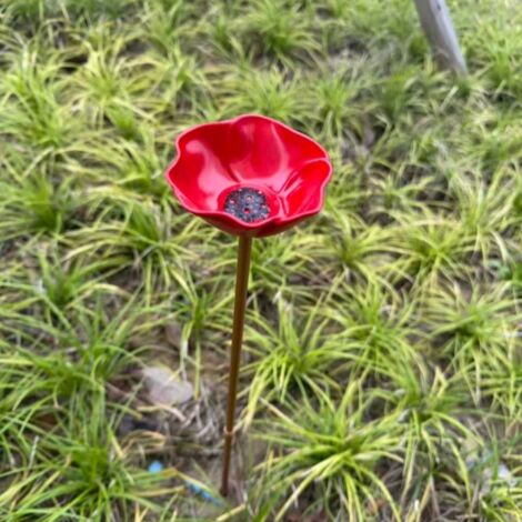 Bain d'oiseaux en forme de fleur métallique, mangeoire sur piquet et décoration de jardin pour terrasse et pelouse