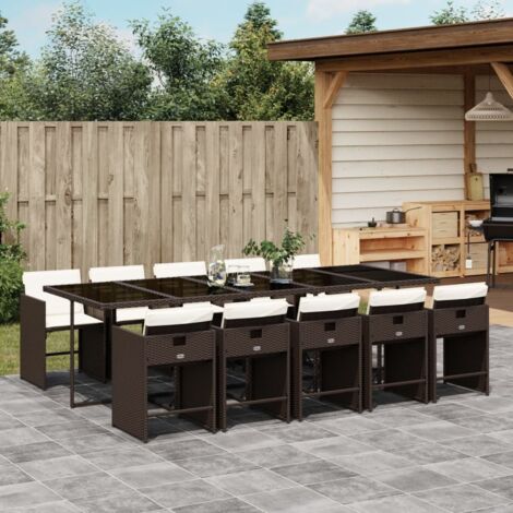 Essgruppe für den Garten mit 11 Kissen in Braun Rattan