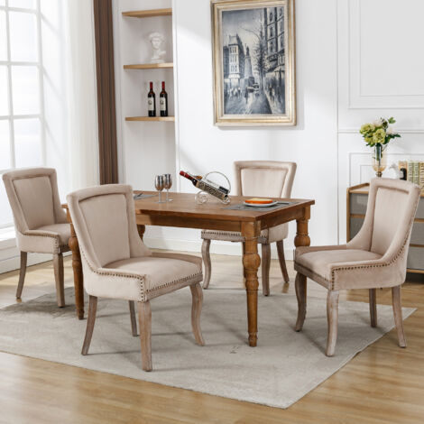 Chaises de style luxueux pour la salle à manger (chaises de cuisine et de salon, 4 pièces). Chaises dotées de coussins avec des motifs en forme de têtes d’épingles. (1/5)
