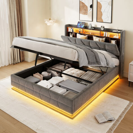 Lit multifonctionnel avec éclairage LED. Des étagères ouvertes à l’arrière, ainsi qu’une station de chargement USB/Type-C. accompagné d’un cadre en métal capable de supporter jusqu’à 300 kg. 160×200 c (1/5)