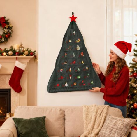 Calendrier de l Avent avec Pochettes - Pochette en Forme de Sapin en Tissu (1/4)