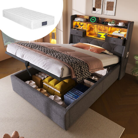 Lit double de 90x200 cm, avec espace de rangement hydraulique et têtière LED. Il dispose de 4 prises de charge (USB/Type-C). Lit individuel, équipé d’un sommier à ressorts. Matière du lit : lin gris ( (1/5)