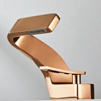 Rose gold basin tap, single-handle waterfall mixer tap for a modern and elegant bathroom