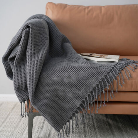 Couverture gaufrée de couleur unie canapé couverture décorative salle d'échantillonnage serviette de couverture gris foncé 150 × 220CM (1/4)