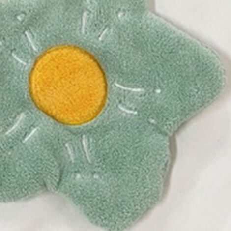 Towel Double Layer Coral Fleece Flower Shape Strong Absorption Ability Soft Hanging Hand Towel Light Green (1/5)