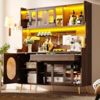 Credenza da Cucina Alta con 5 Ante, Pannello Forato e LED, Stile Retrò per Cucina, in MDF, 145 x 39 x 171 cm, Marrone