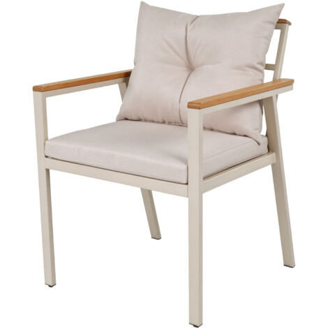 Set de tables et chaises en bois d’akazi. Articles de jardinage. Set de 6 à 7 places, avec des fauteuils et un plateau repas démontable. Le tapis est également démontable et lavable. (1/5)