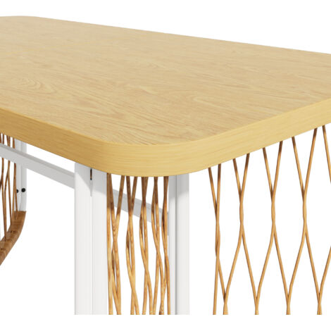 Conjoint moderne pour l’extérieur : ensemble idéal pour les loisirs et les réunions parmi plusieurs personnes. Structure en métal. Appuie-tête tressés. Comprend également des coussins pour s’asseoir. (1/5)