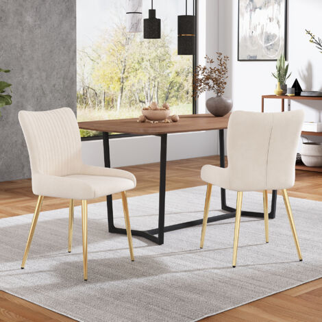 Chaises de salon en métal doré, set de 2 pièces. Confortable pour le salon et la chambre à coucher. Chaises dotées de quatre pieds métalliques en or. Appuie-tête disponible. Couleur beige. (1/5)