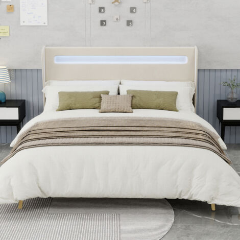 Un lit moderne au style minimaliste, doté d'une tête de lit rembourrée en tissu doux intégrant des bandes lumineuses LED. Dimensions : 160 x 200 cm. Matelas non inclus. (1/5)