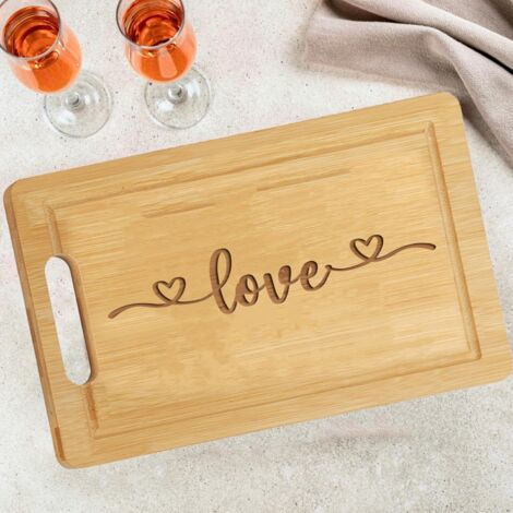 Planche à découper "LOVE" – Message tendre gravé, cadeau couple (1/5)