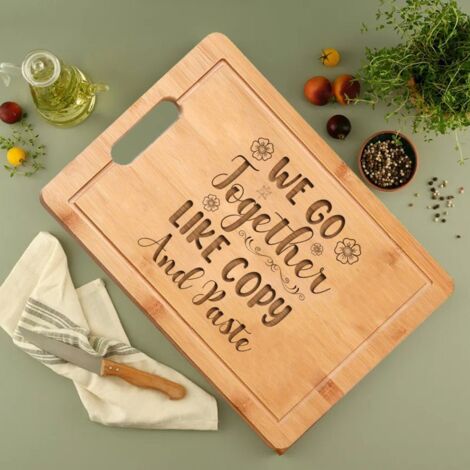 Planche à découper "À mon cœur" gravé – Cadeau romantique en bambou, fait main (1/5)