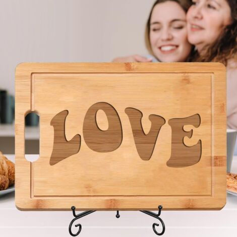 Planche en bambou "LOVE" – Idée cadeau romantique unique (1/5)