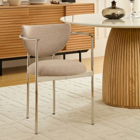Deux ensembles de chaises de salon de style scandinave. Deux variantes de couleur : kaki avec structure en acier inoxydable. Les sièges sont recouverts de tissu. dimensions compactes : 78x60x56 cm. (1/4)