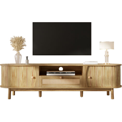 Armoire de télévision avec des portes et des compartiments. Armoire de télévision en rotin, avec des portes en bois massif. Design en style rustique : épaisseur minimale du cadre de l’armoire. (1/5)