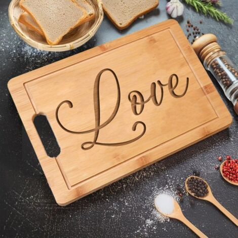 Planche à découper "LOVE" gravé – Cadeau unique pour l’être aimé (1/5)