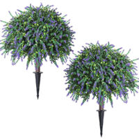 Conjunto de dos plantas artificiales esféricas de boj, plantas de lavanda simuladas, arbustos artificiales, con estacas para el suelo, color púrpura
