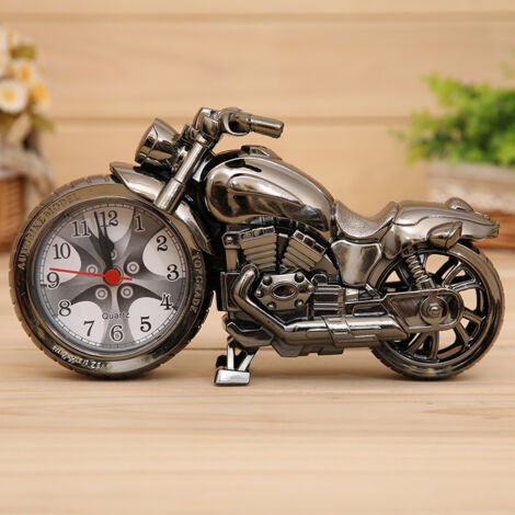 Réveil argenté en forme de moto, 230 x 130 x 60 mm, objet de décoration rétro et créatif. (1/4)